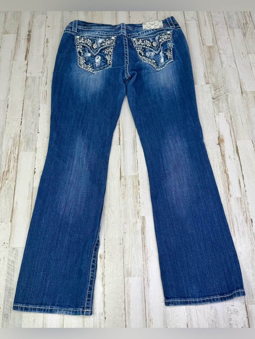 Miss Me Women’s Mid Rise Easy Boot Blue Jeans 32 (34x33) Stretch 5-Pocket